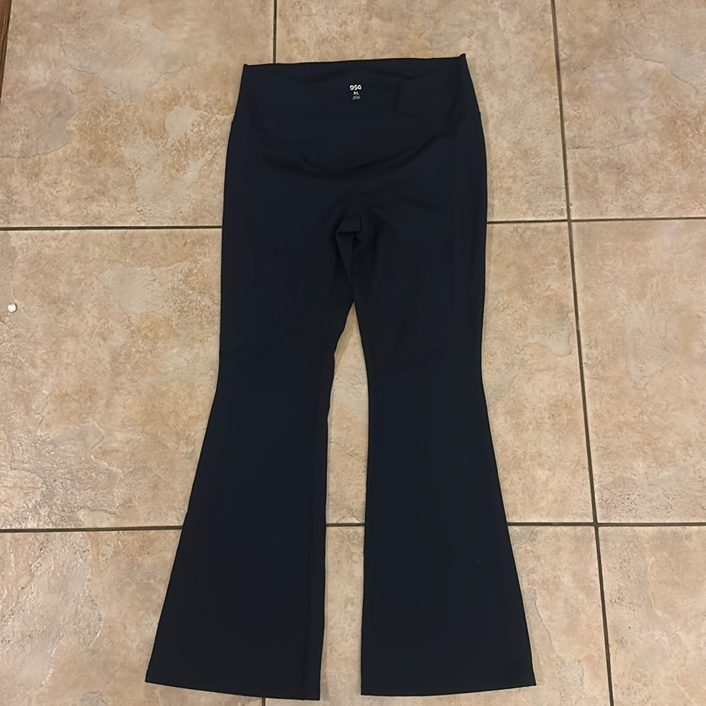 DSG - Navy Flare Leggings